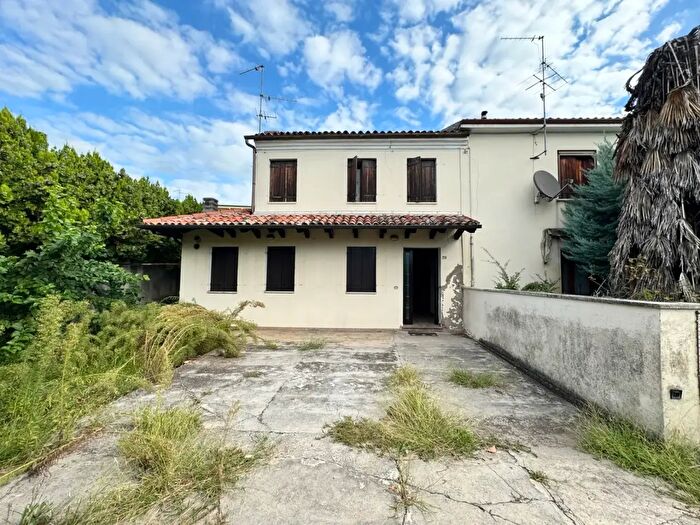 Casa trilocale in vendita in Via Matteotti, Noventa Vicentina