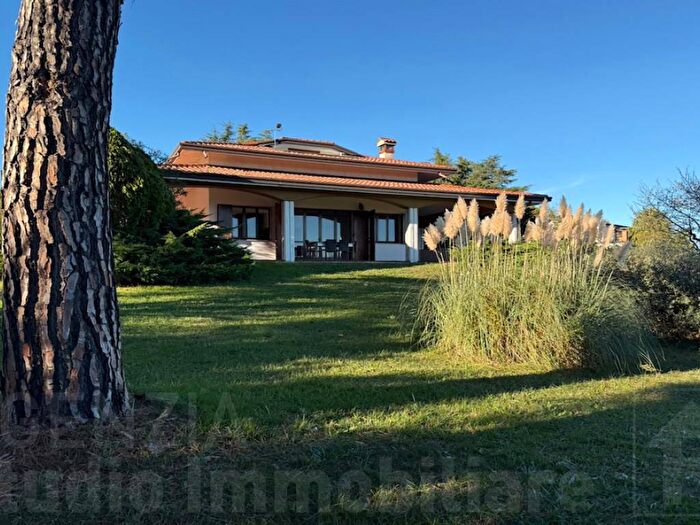 Casa con 6 locali in vendita in Via San Rocco, Soiano, Soiano del Lago