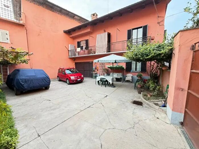 Casa trilocale in vendita in Via Roma, Montegrosso D'Asti