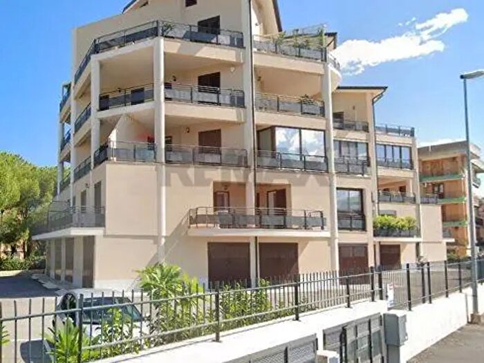 Appartamento bilocale in vendita in Via Lauricella, Siracusa