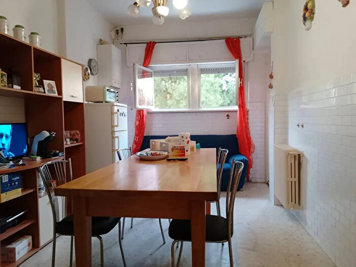 Appartamento quadrilocale in vendita in Via Sardegna, Giulianova