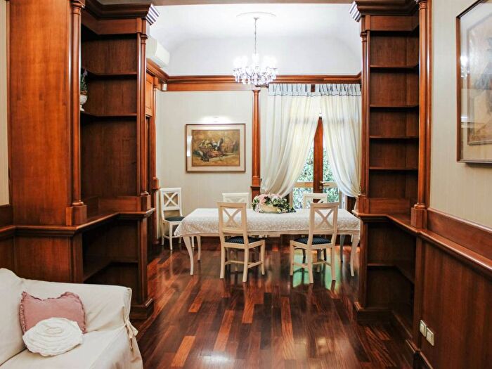 Appartamento con 5 locali in affitto in Via Francesco Bianchini, Borgo Venezia, Verona