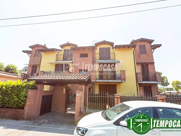 Appartamento trilocale in vendita in Via Italia, Casale Cremasco Vidolasco