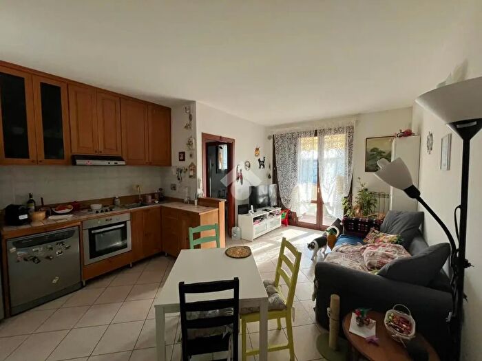 Appartamento bilocale in vendita in Via dei Bassi, Campi Bisenzio