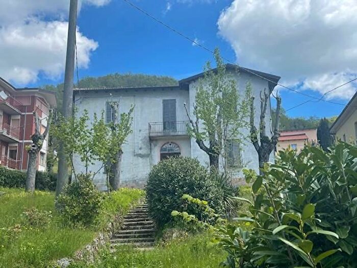 Casa con 15 locali in vendita in Castel DAiano