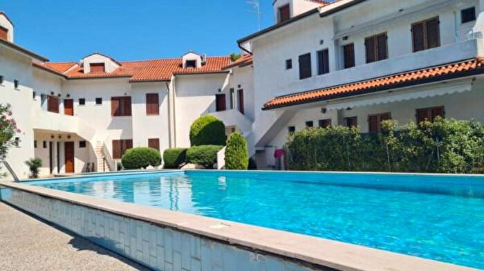 Appartamento trilocale in affitto in Piazza Internazionale, Jesolo