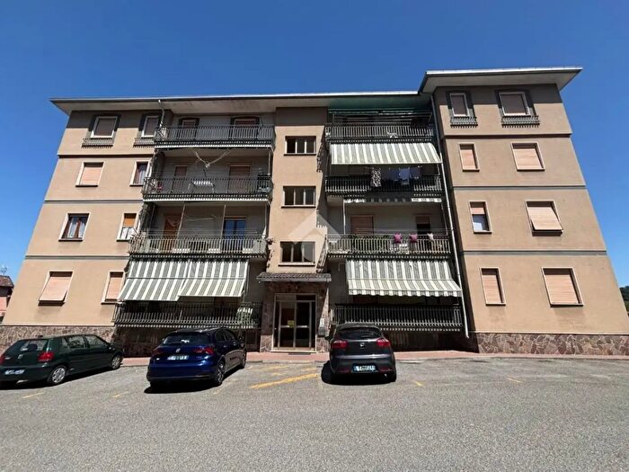 Appartamento quadrilocale in vendita in Via Umberto I, Stazzano