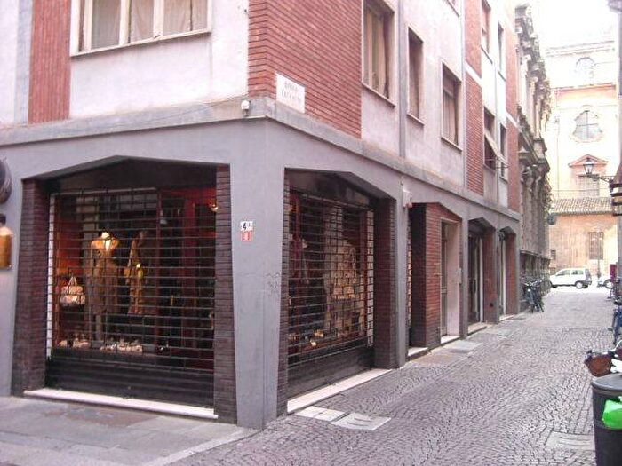 Appartamento trilocale in affitto in Borgo Zaccagni, Centro Storico, Parma