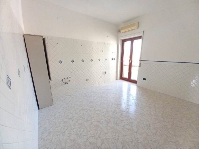 Appartamento quadrilocale in affitto in Corso Umberto I, Centro, Marigliano