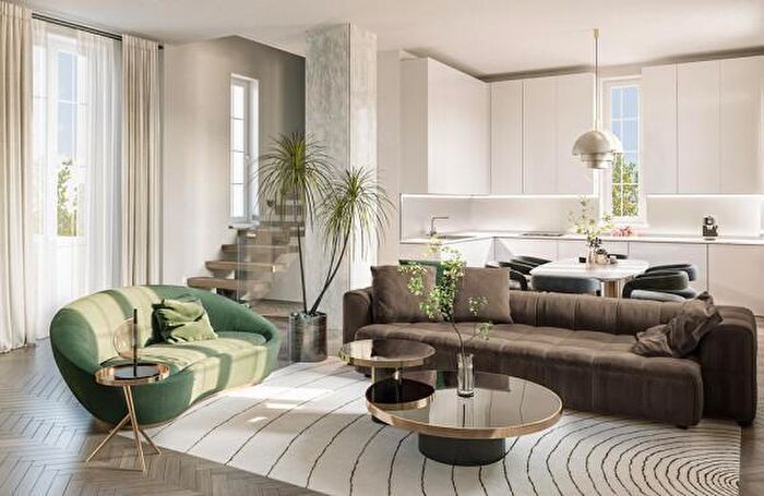 Appartamento quadrilocale in vendita in Via Francesco Nullo, Genova