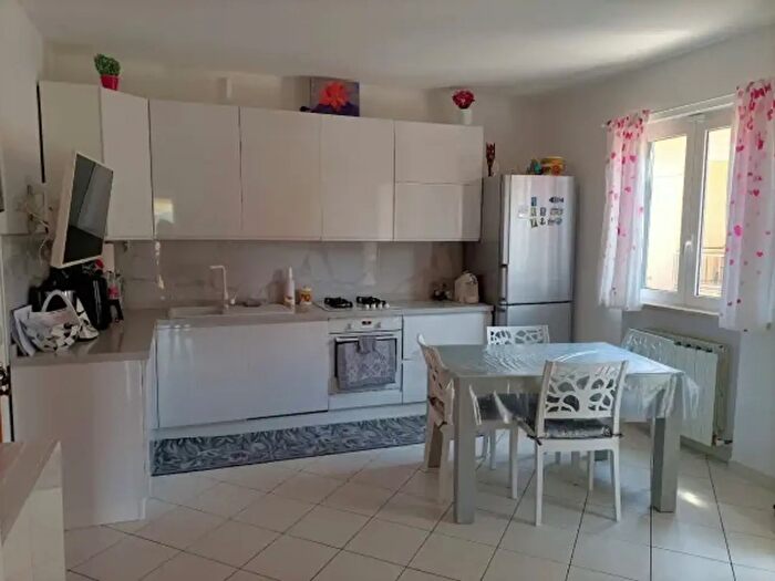 Appartamento trilocale in vendita in Viale Giuseppe Mazzini, Alba Adriatica