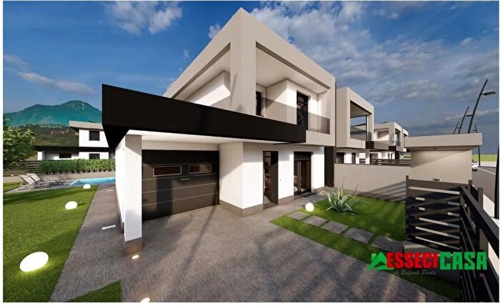 Casa quadrilocale in vendita in Via Petrarca, Casirate DAdda