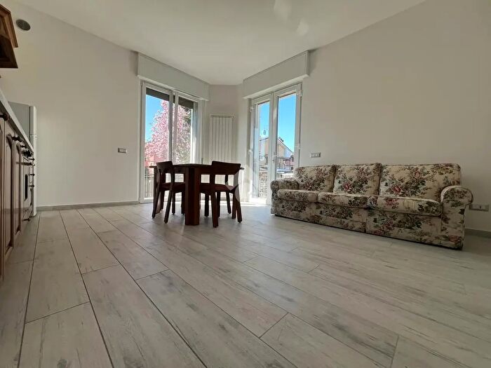 Appartamento bilocale in affitto in Via Tonale, Carugate