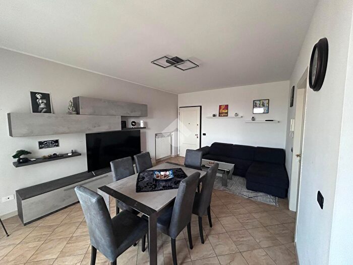 Appartamento trilocale in vendita in Via Matteotti, Roncadelle