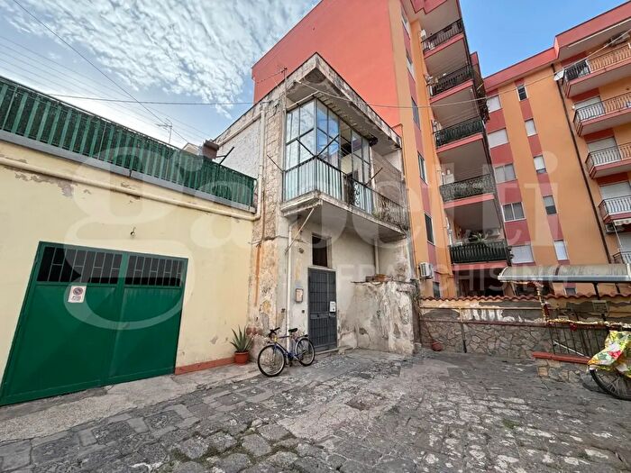Casa bilocale in vendita in Via del Monte, Angri