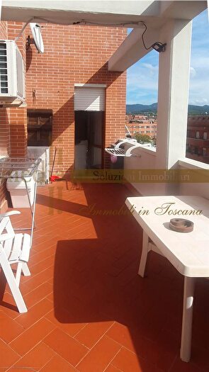 Appartamento con 6 locali in vendita in Livorno