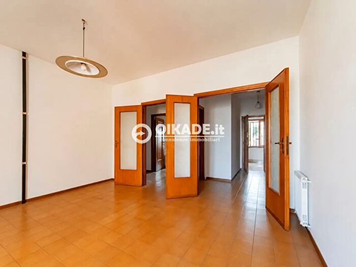 Appartamento con 5 locali in vendita in Via Tunisi, Quartucciu