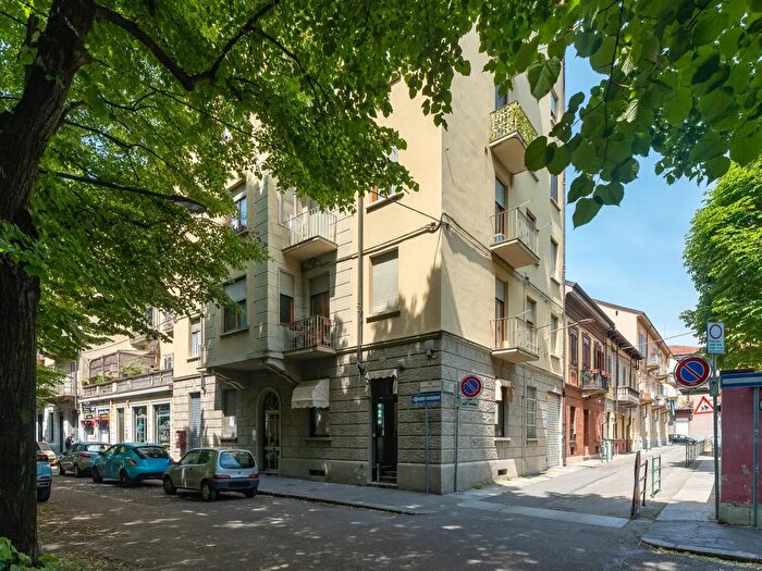 Appartamento trilocale in vendita in Viale Madonna di Campagna, Torino