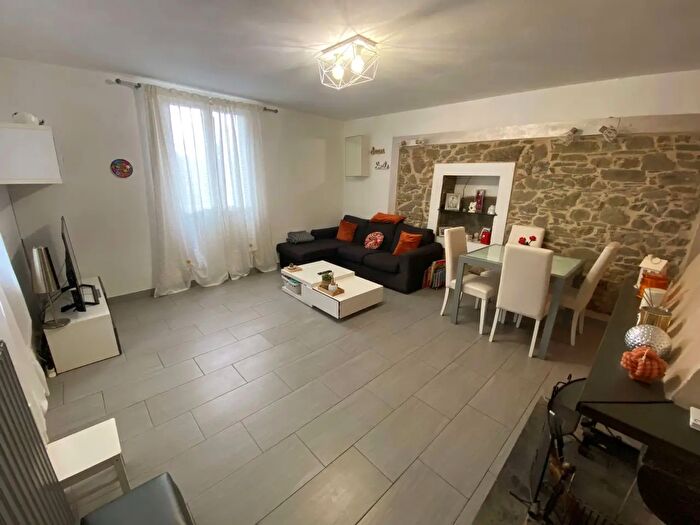 Casa con 5 locali in vendita in Via di Cantagallo, Vaiano