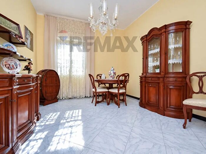 Casa quadrilocale in vendita in Via dei Calici, Catania