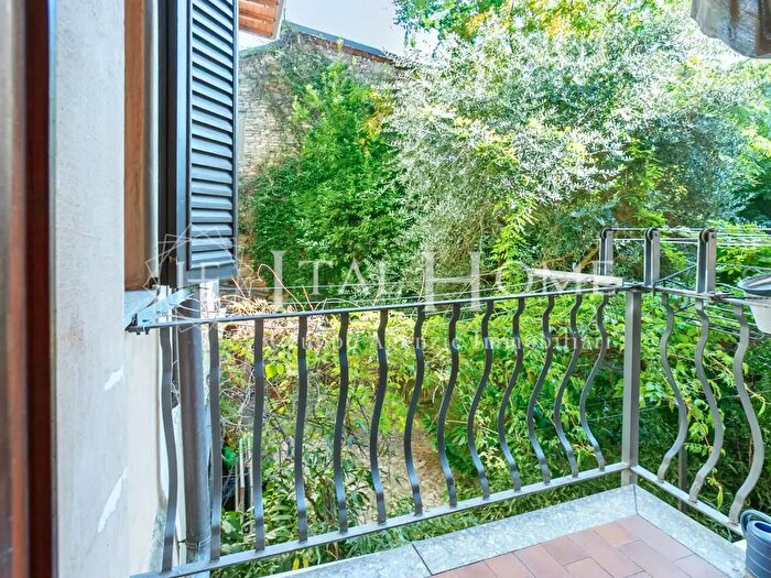 Appartamento trilocale in vendita in Via Tassis, Bergamo