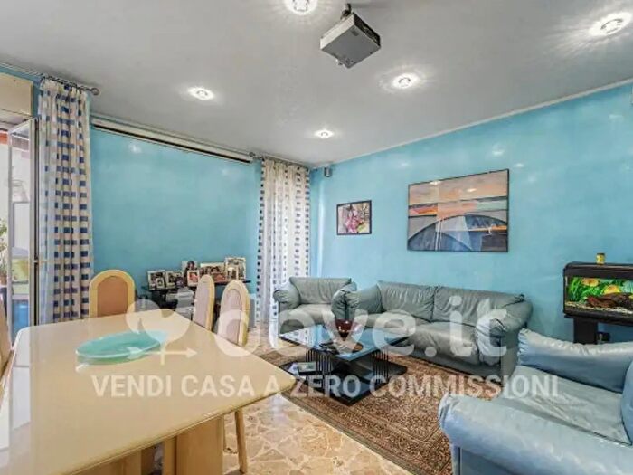 Appartamento con 5 locali in vendita in Via Madonna della Via, Gravina Di Catania