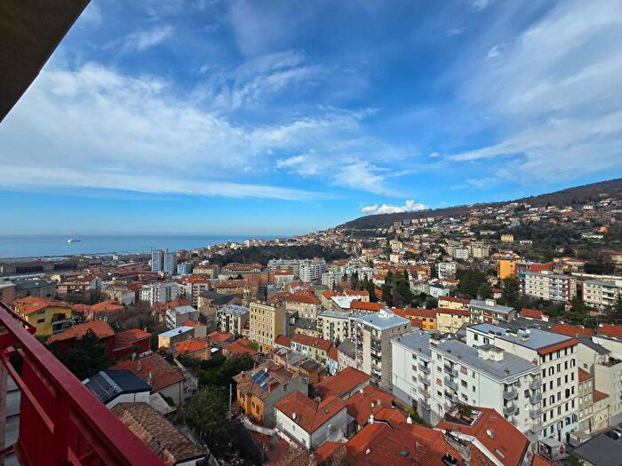 Appartamento bilocale in affitto in Via Enrico Elia, Roiano, Trieste