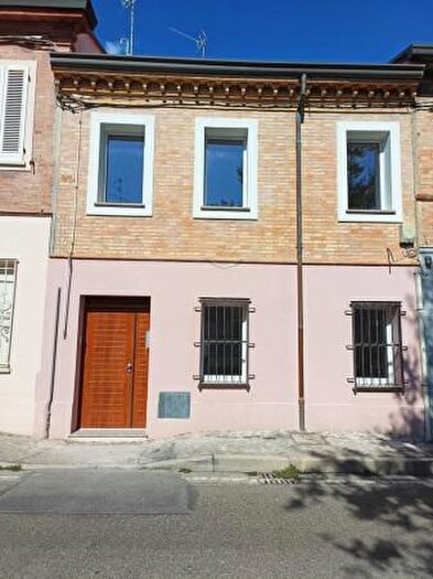 Casa con 6 locali in vendita in Via Circondario Sud, Lugo