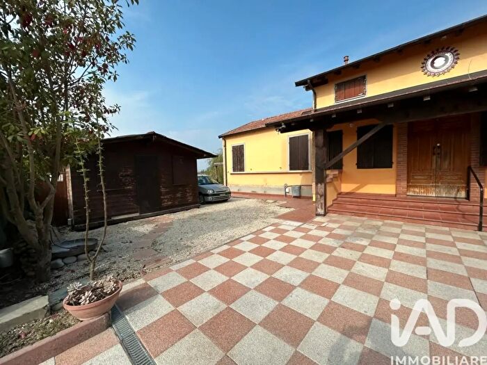 Casa con 5 locali in vendita in Via Pitoccheria, Mirandola