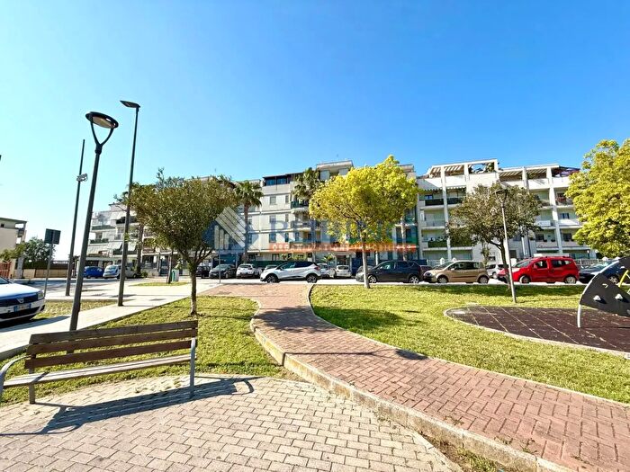 Appartamento in vendita in Via Polonia, Trani