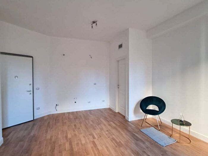 Appartamento bilocale in affitto in Isola, Milano