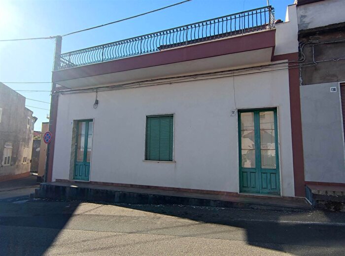 Casa trilocale in affitto in Acireale