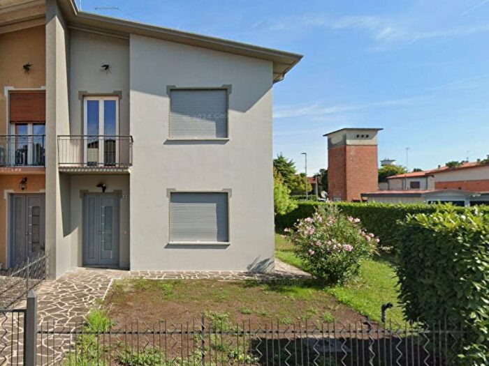 Casa con 6 locali in affitto in Via Guglielmo Marconi, Centro, Fontanelle