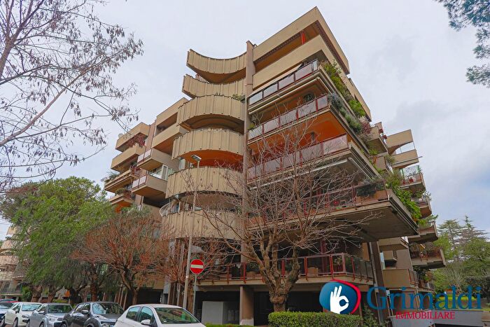 Appartamento con 5 locali in vendita in Via Riccardo Forster, Roma