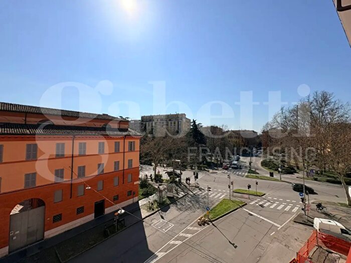 Appartamento quadrilocale in vendita in Canalchiaro, Modena