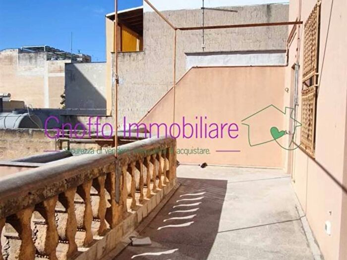 Appartamento bilocale in affitto in Via Tenente Lungaro, Casa Santa, Erice