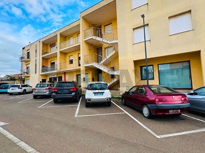 Appartamento trilocale in vendita in Via Olbia, Marrubiu