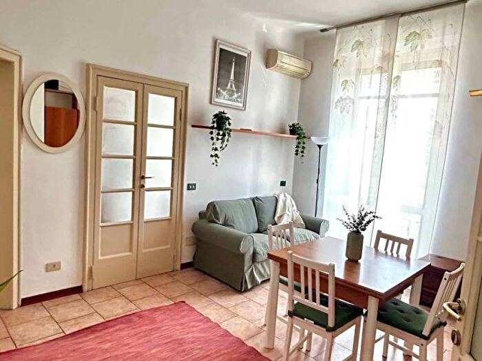 Appartamento bilocale in affitto in Via Imperia, Famagosta, Milano