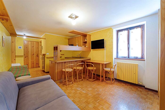 Appartamento monolocale in vendita in Via Iseli, Campodolcino