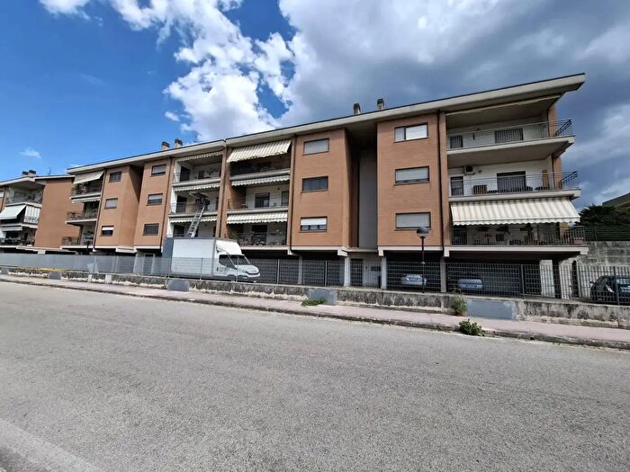 Appartamento con 5 locali in vendita in Via Ruscitto, Sora