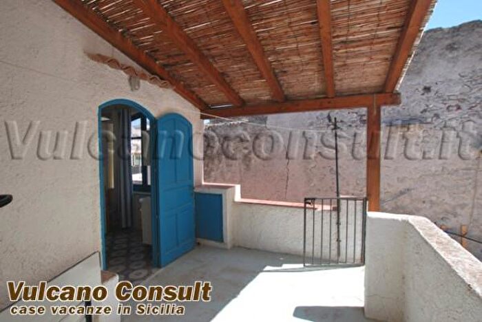 Appartamento bilocale in vendita in Via Giuseppe Mazzini, Lipari