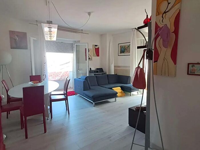 Appartamento quadrilocale in vendita in Via Cristoforo Colombo, Castelfidardo