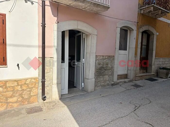 Appartamento quadrilocale in vendita in Via SantAnna, SantElia A Pianisi