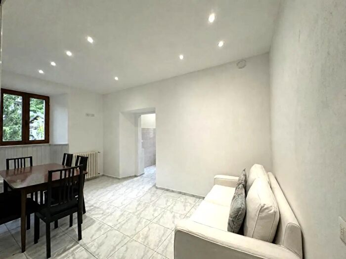Appartamento trilocale in affitto in Strada dei Quartini, Piuro