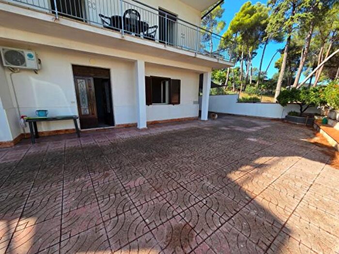 Appartamento con 5 locali in vendita in Via Riviera Azzurra, Diamante