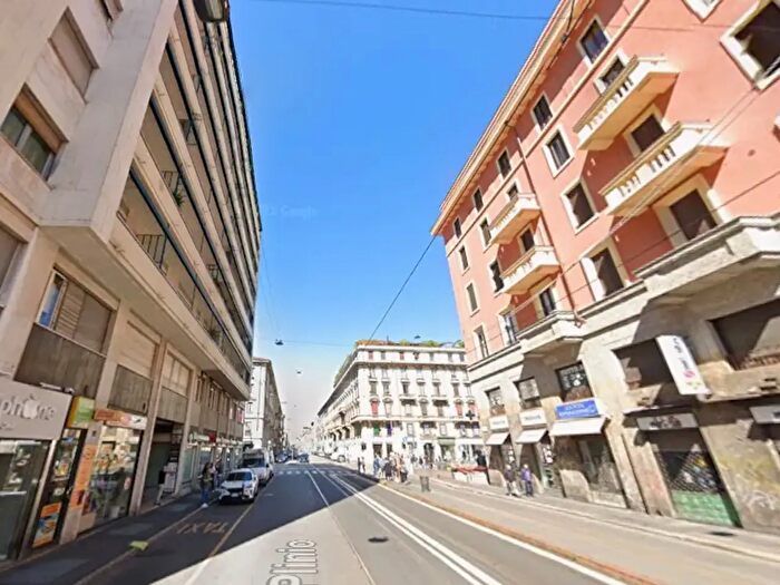 Appartamento monolocale in affitto in Via Plinio, Milano