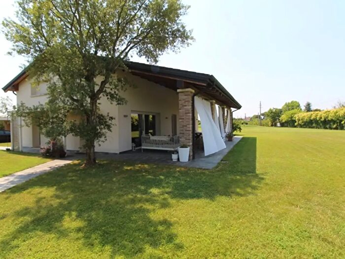 Casa quadrilocale in affitto in Rubano
