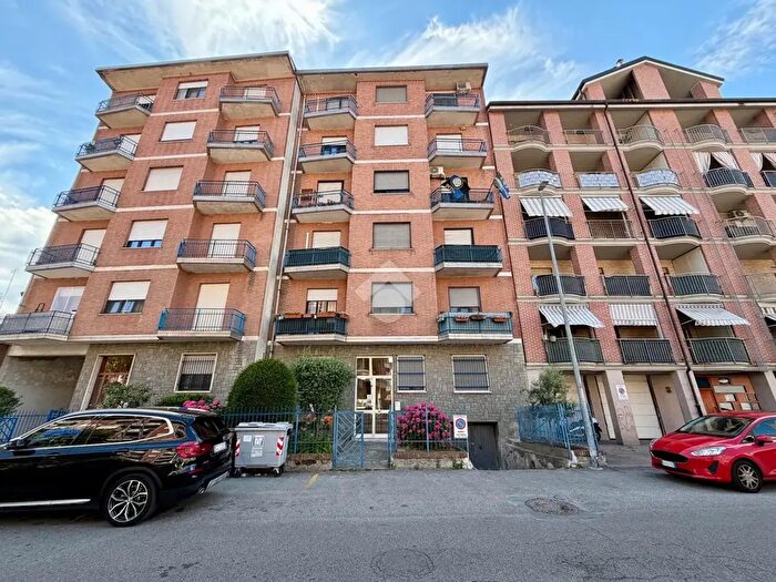 Appartamento con 5 locali in vendita in Via Marengo, Moncalieri