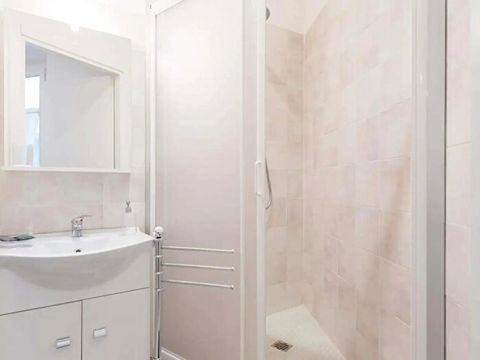 Appartamento monolocale in affitto in Viale Fratelli Rosselli, Firenze