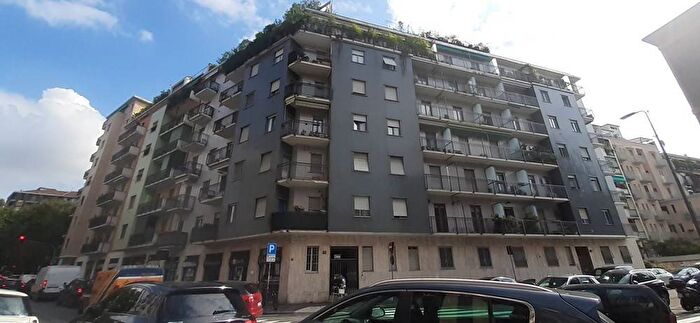 Appartamento trilocale in affitto in Via Giacomo Soldati, Cenisio, Milano